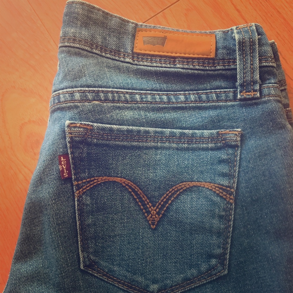 Levi Demi Curve Jeans